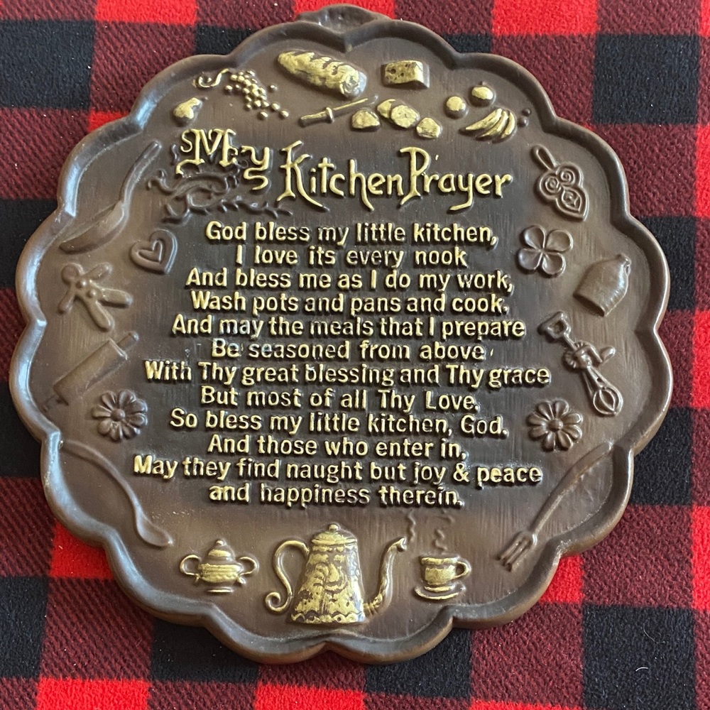 Decorative Kitchen Prayer Plaque - Brown and Gold